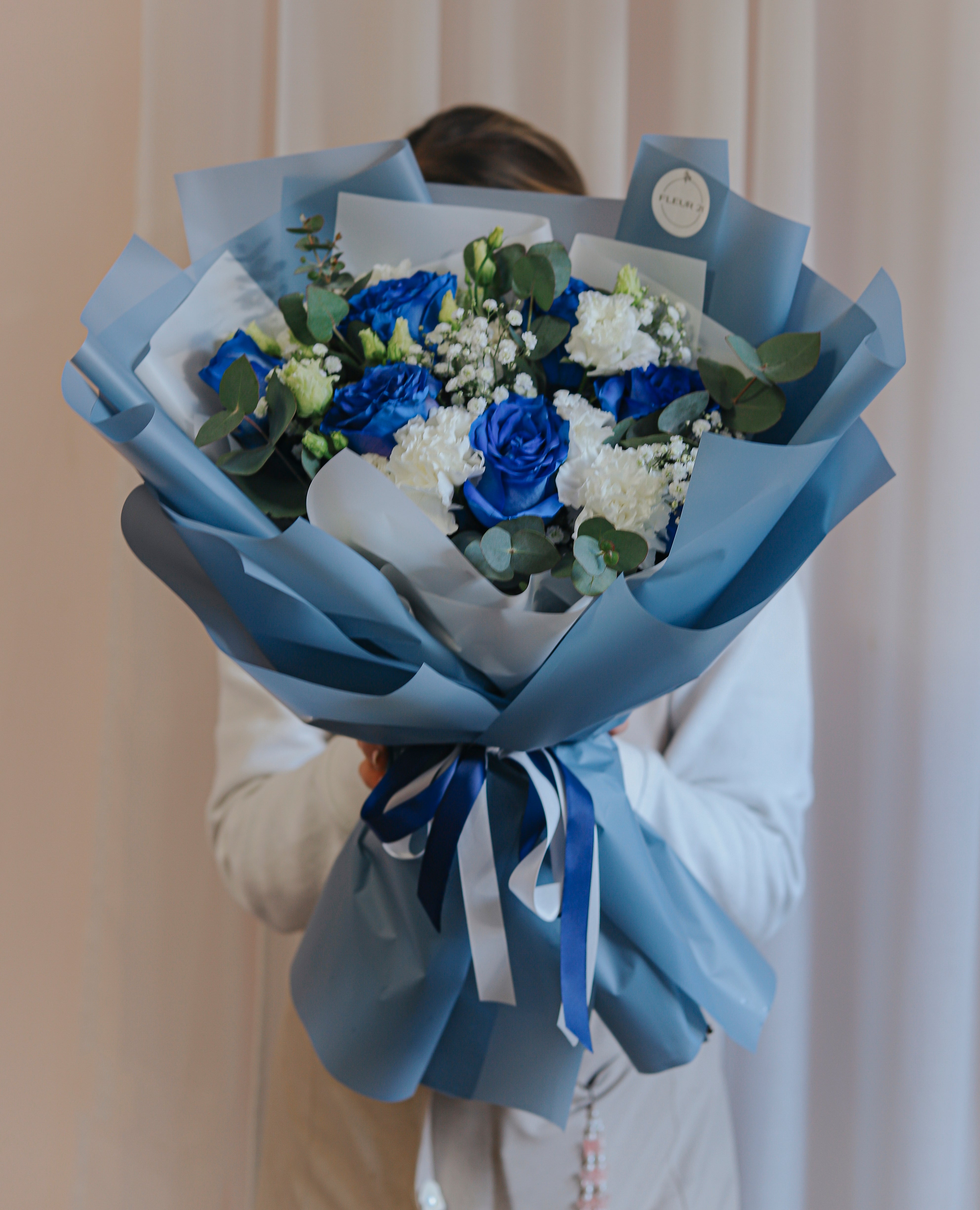 Kytice royal blue