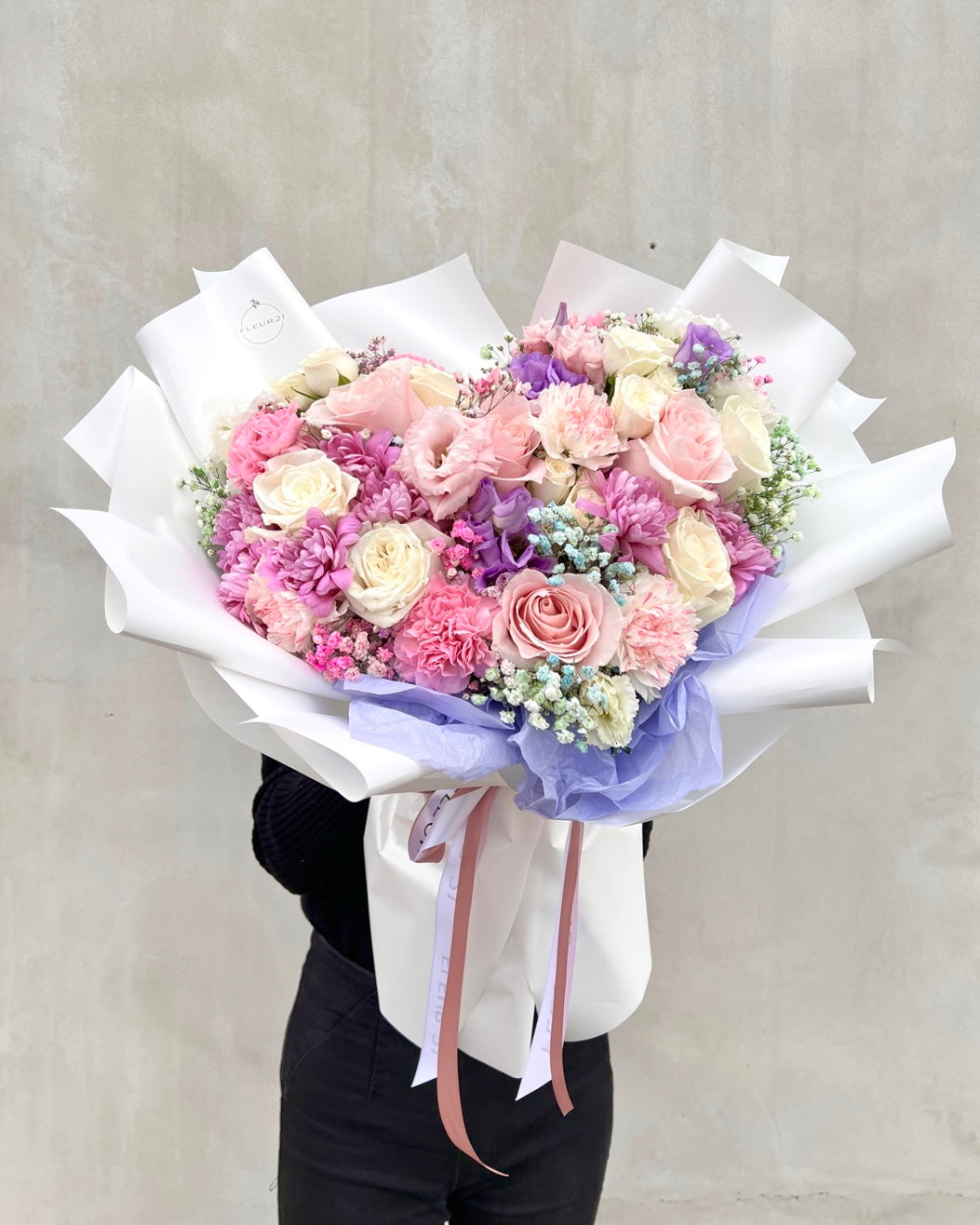 Bouquet in the shape of a heart in paper