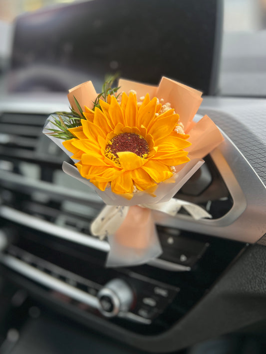 Mini bouquet of sunflowers for the car