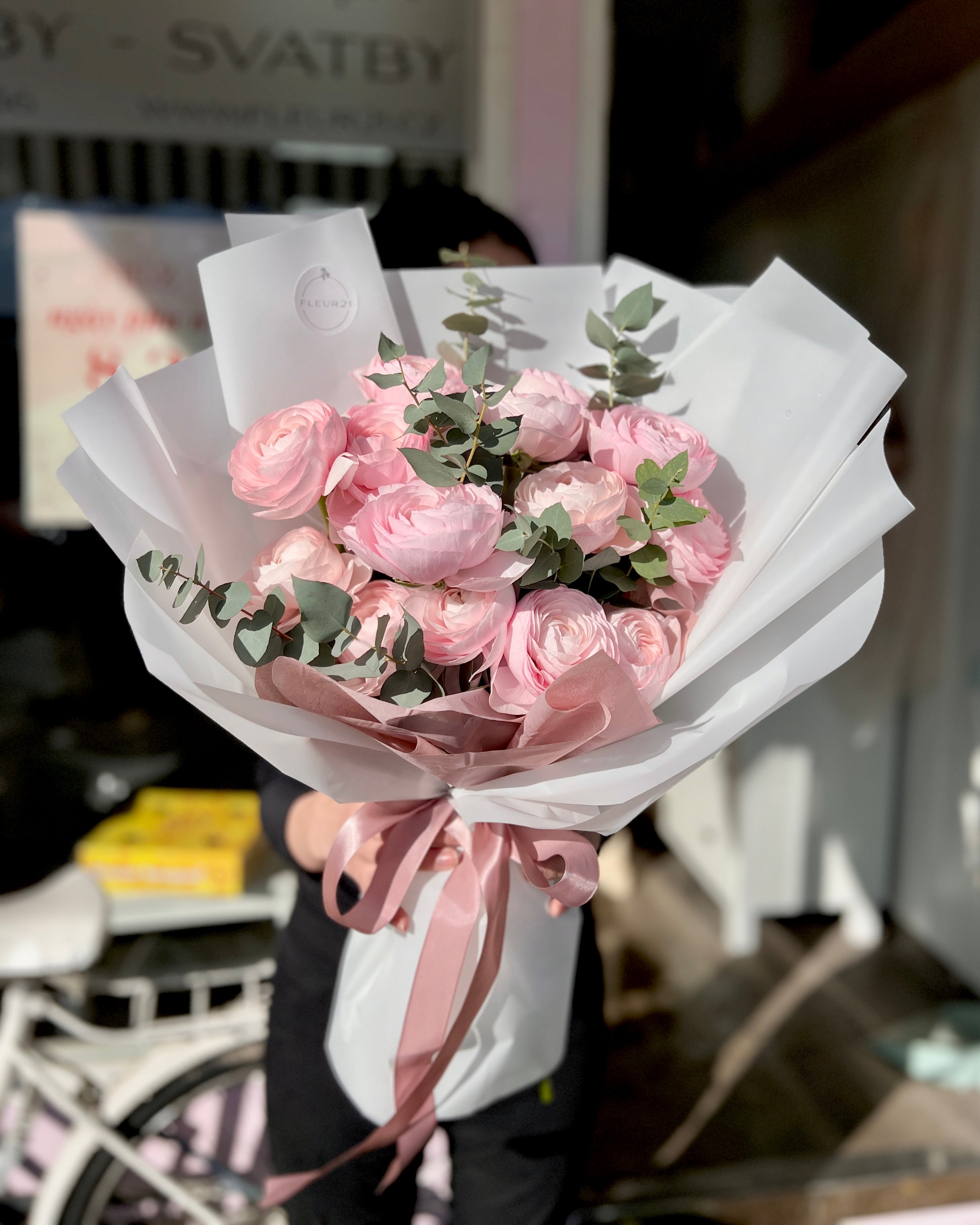 Pryskyřníky s eucalyptem